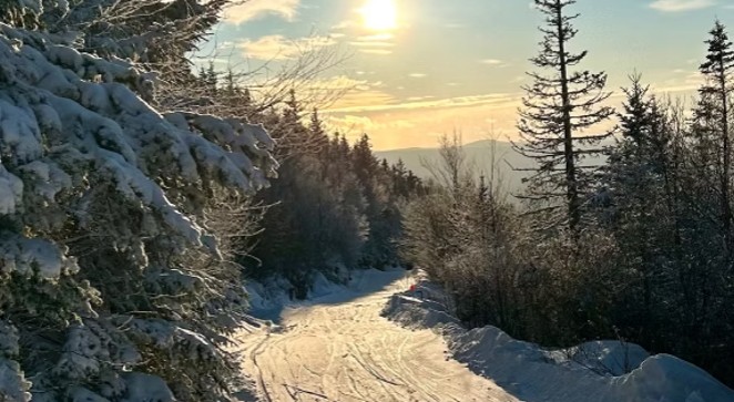 Magic Mountain Goes 100% Open as Black Magic Reopens